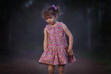 Load image into Gallery viewer, Bella Bow on a Clip