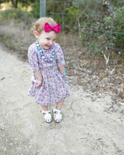 Load image into Gallery viewer, Bowtique Bows on a soft nylon headband