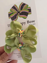 Load image into Gallery viewer, Sprinkles and Confetti Bowtique Bows