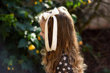 Load image into Gallery viewer, The Araya Hairbow